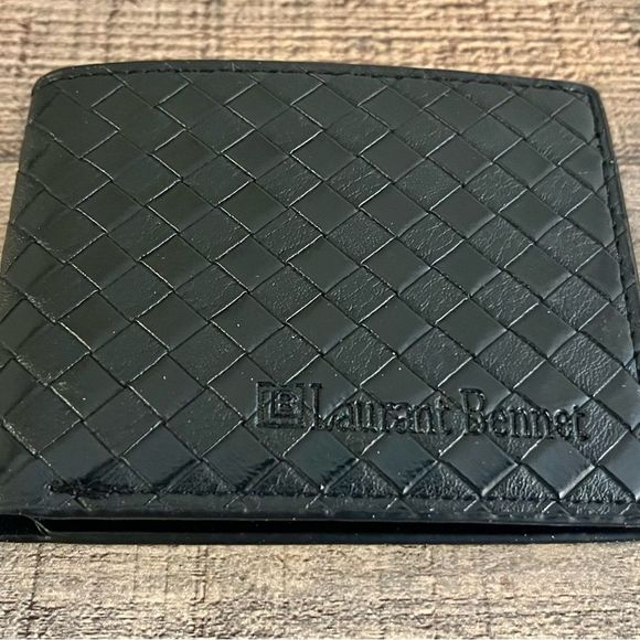 Men’s Bi-Fold Faux Leather Wallet- Laurant Bennet Signature Diamond Pattern - Picture 3 of 7